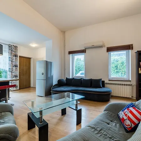 Osiedle Zwyciestwa Comfy House By Bookinghost 포즈난